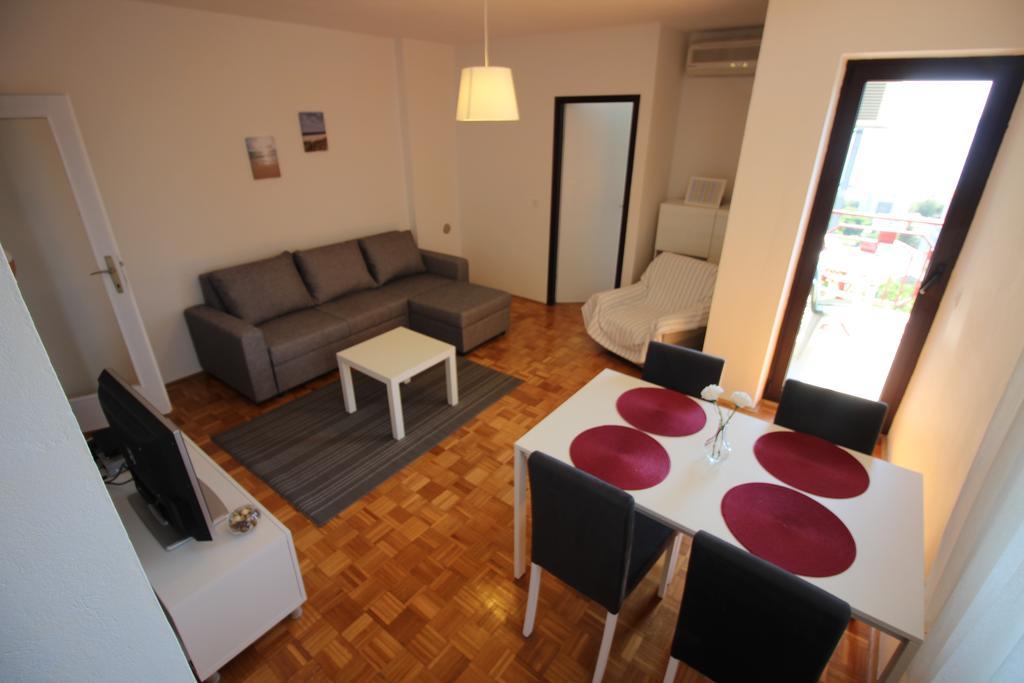 Apartments Nikola 诺维·维诺多尔斯基 外观 照片
