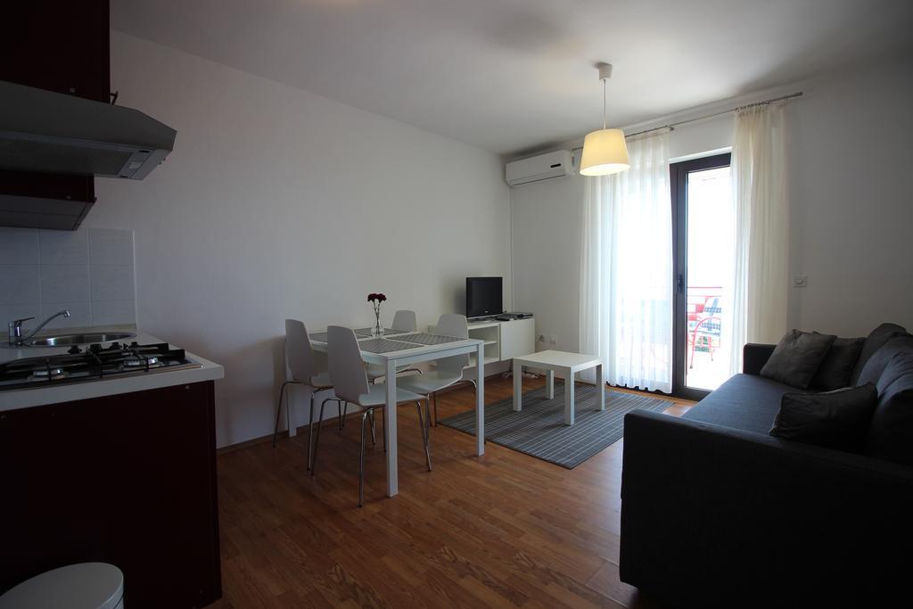 Apartments Nikola 诺维·维诺多尔斯基 外观 照片