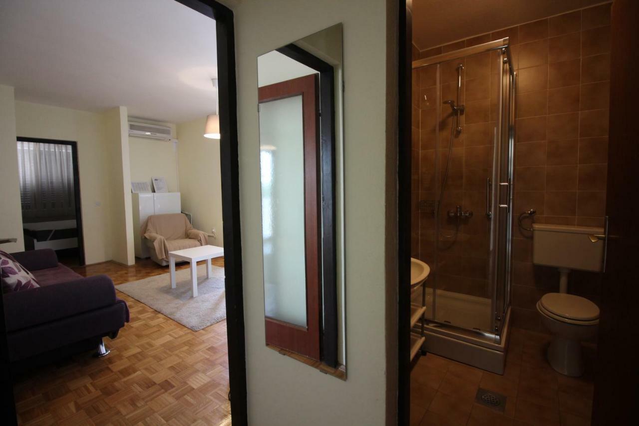 Apartments Nikola 诺维·维诺多尔斯基 外观 照片