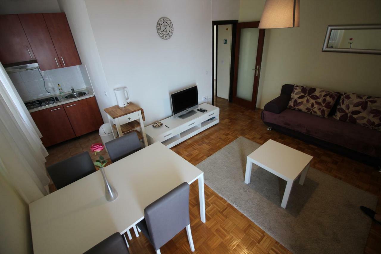 Apartments Nikola 诺维·维诺多尔斯基 外观 照片